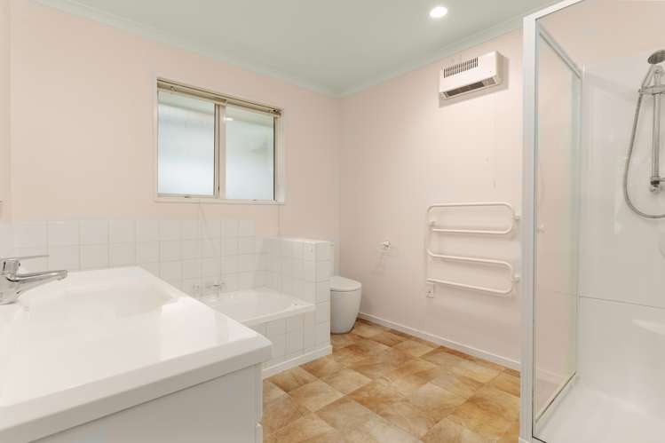 1 Major Aitken Drive Huntsbury_15