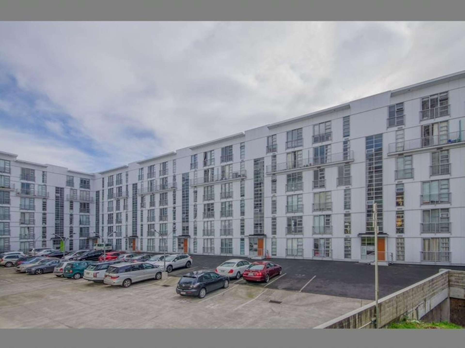 52 Liverpool ST 10015_0