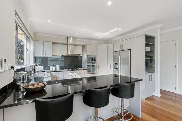 12 Bur Oak Terrace Schnapper Rock_4