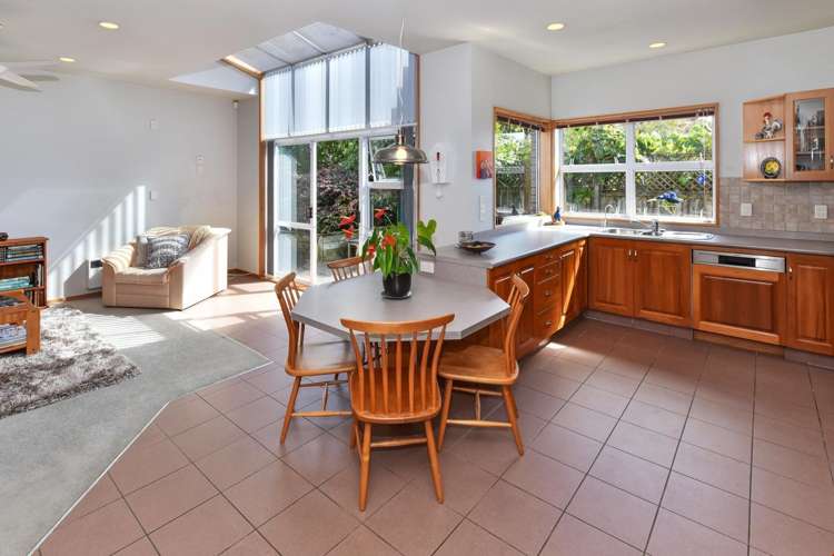 19 Kuripaka Crescent The Gardens_7