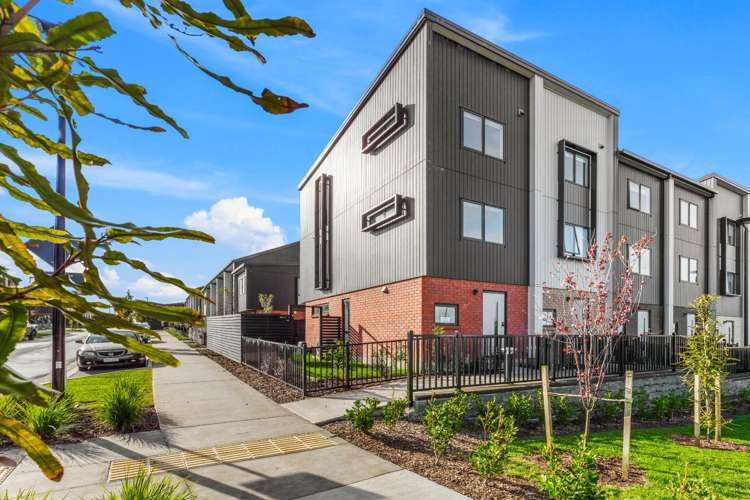 10/60 Selo Street Glen Eden_1