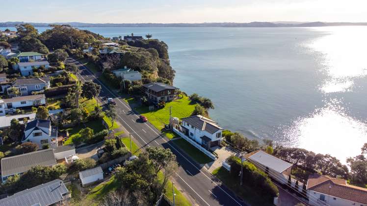 1268b Whangaparaoa Road Gulf Harbour_2