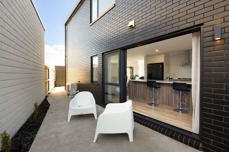 69 Waireka Road Rototuna North_11