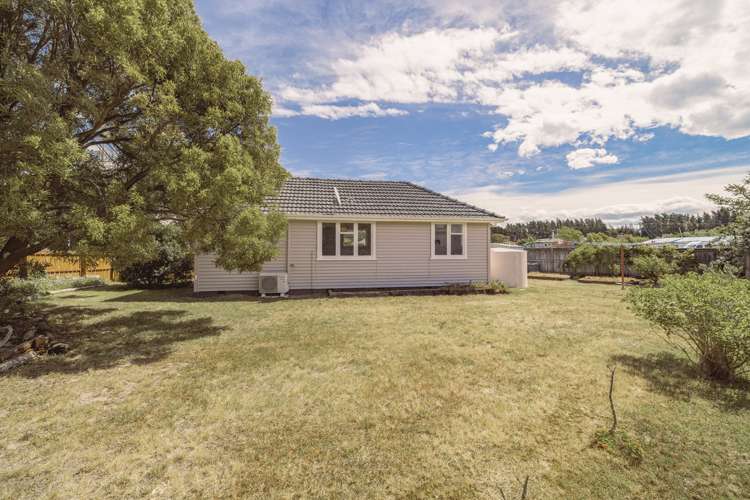 11 Holton Road Amberley_12