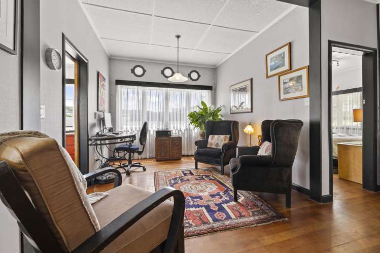 16 James Street Raglan_16