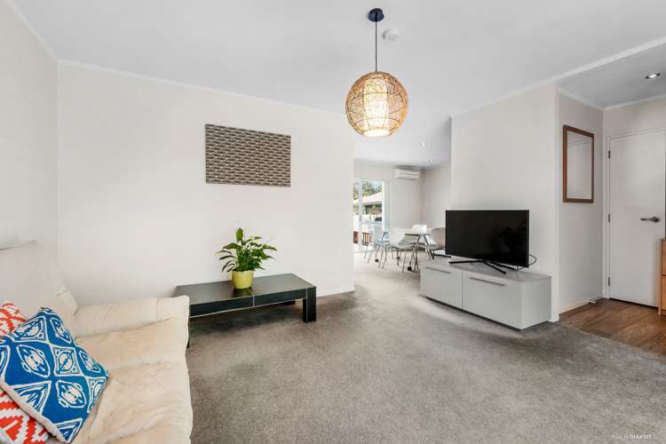 22 Lynwood Road New Lynn_7