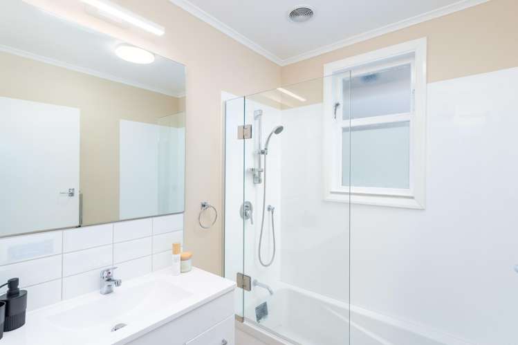 15 Charles Street Clouston Park_10