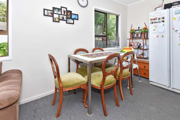 2/11 Burundi Avenue Clendon Park_2