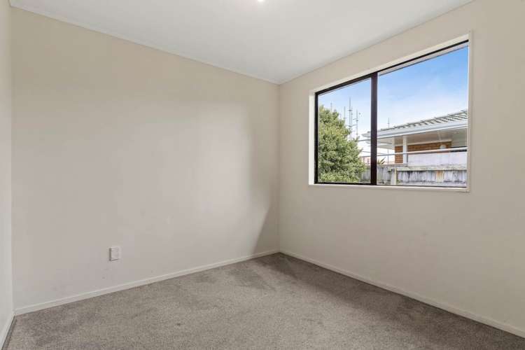 1/28 Karepo Crescent Ranui_13