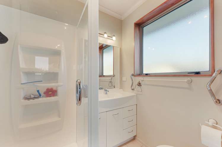 13 Kebal Place Stoke_16