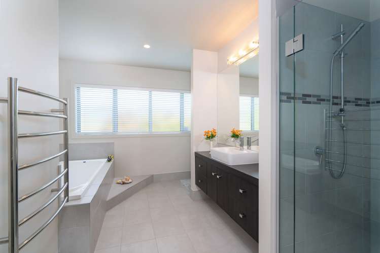 29 Shepherd Road Waipahihi_16