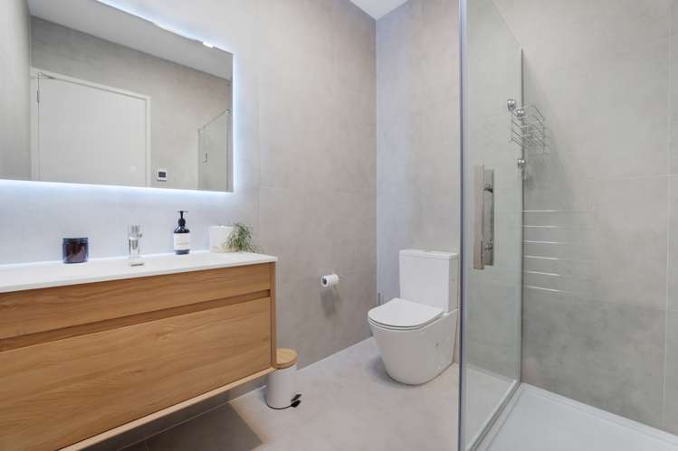 83 Tarapuka Road Westgate_12