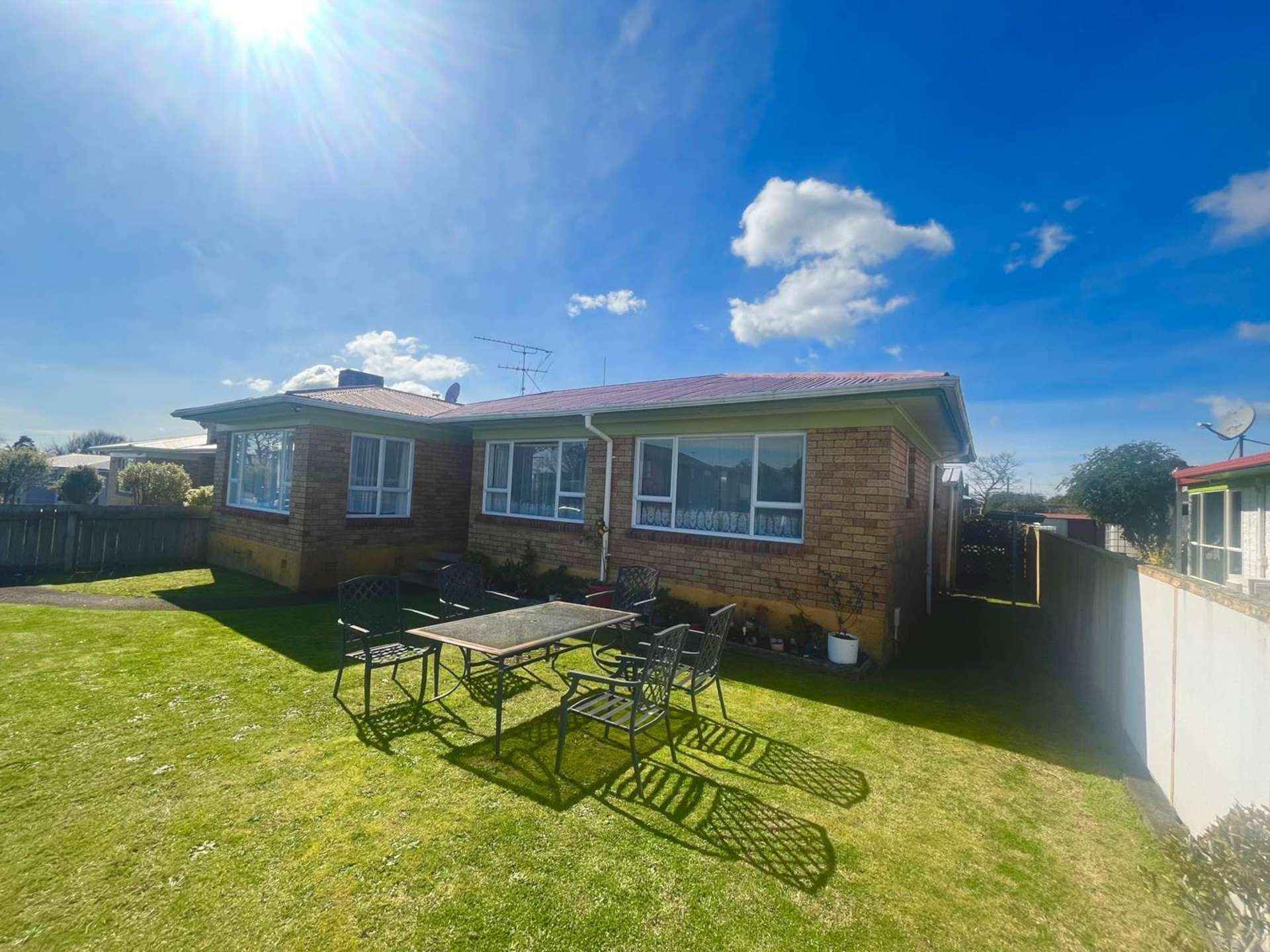 8a Garden Terrace Pukekohe_0