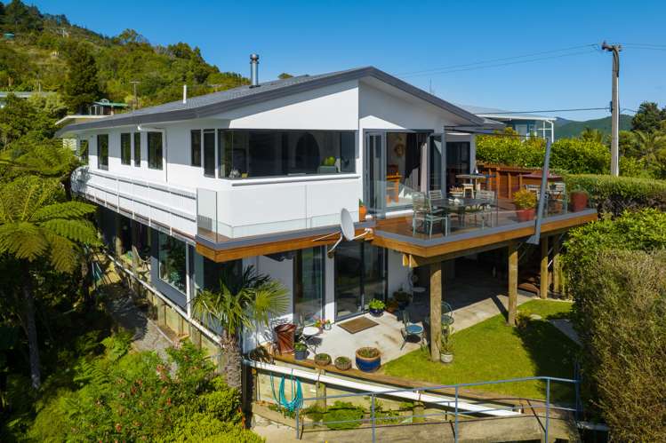 310 Port Underwood Road Whatamango Bay_5