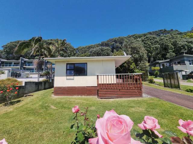 Coastal Living on Pohutukawa Ave - 2 Bedroom Home just Steps from the Beach!
