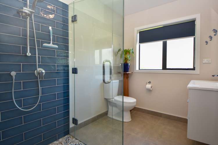 33 Ashmore Park Road Carterton_7