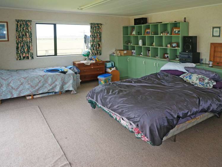 177 Awarua School Road Woodend_9