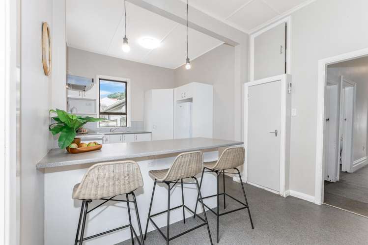 50 Te Wharepouri Street Berhampore_8