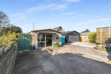 106 Lorraine Place_2