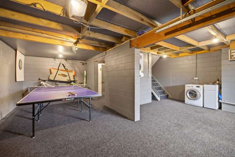 4 Moss Lane Sunshine Bay_16
