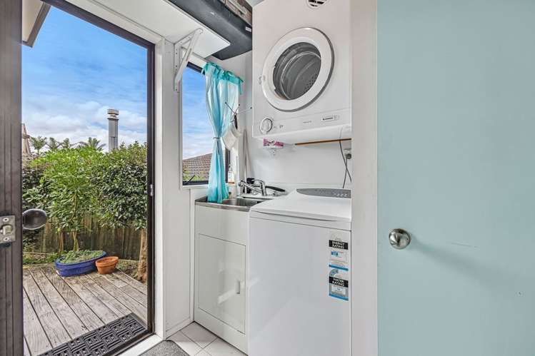 1/11 Bernleigh Terrace West Harbour_21