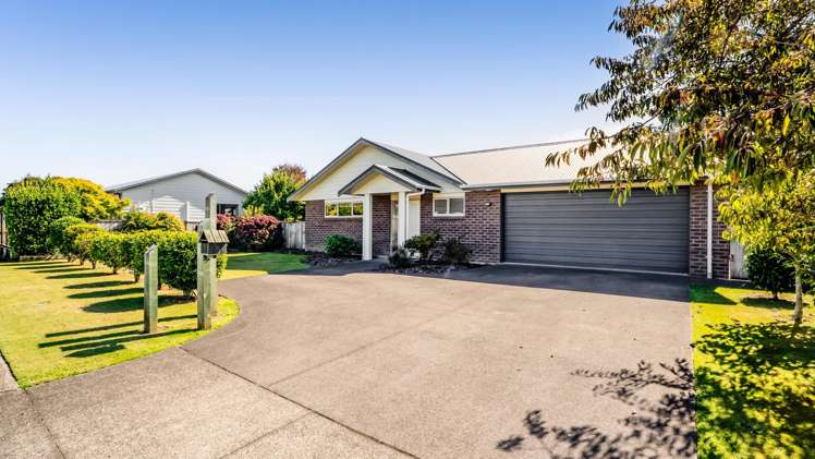 10 Estate Grove_0