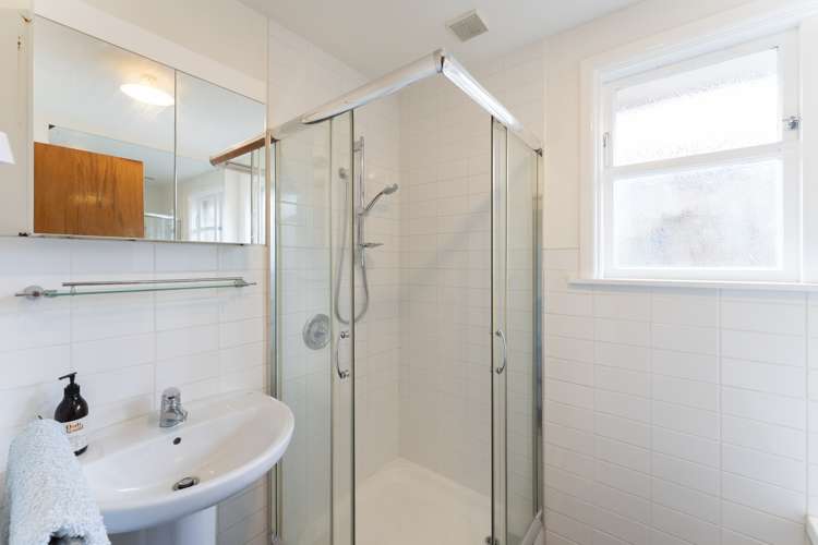 30 Hassals Lane Waltham_7