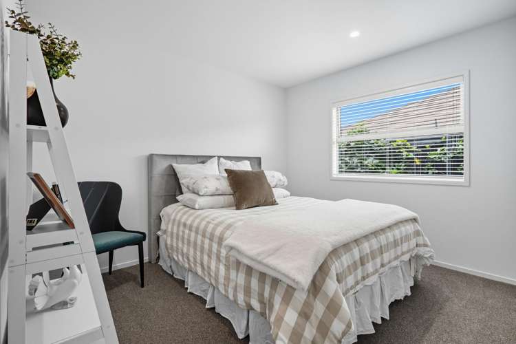 6 Kahuparere Crescent Pyes Pa_23