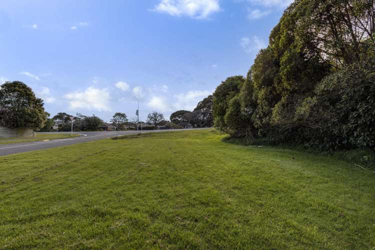1-3 Karu Crescent_4