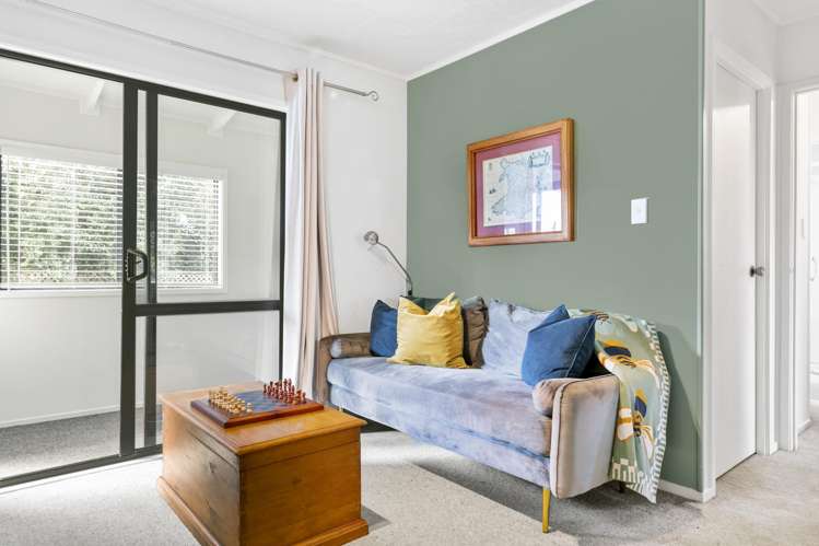 1 Awatahi Place Greenhithe_10