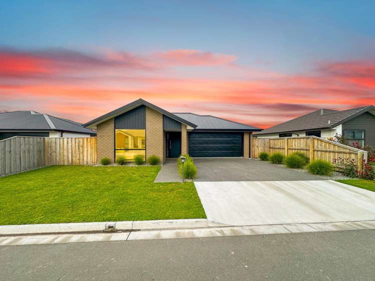 16 Mehrtens Crescent Woodend_19