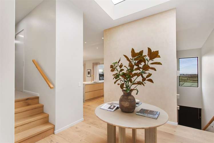 6 Hewers Lane Kennedys Bush_10