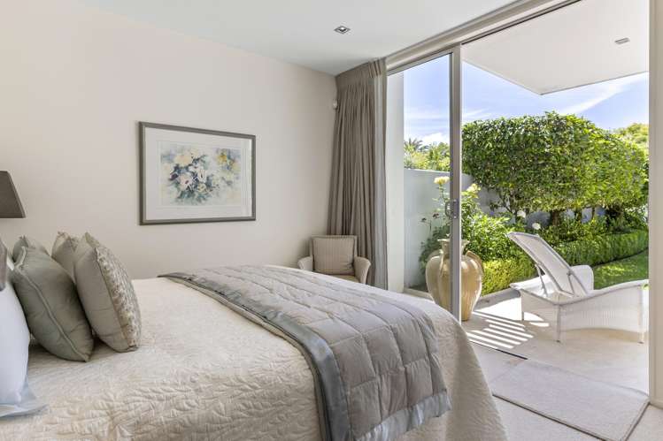 3/110 Lake Terrace Taupo_9