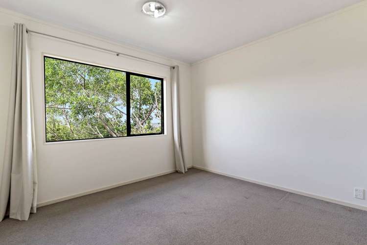 899A East Coast Road Torbay_13