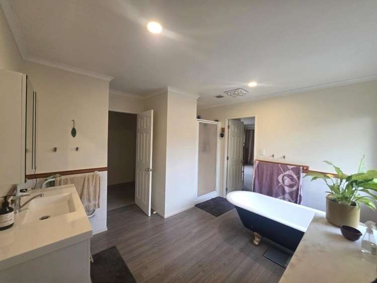21 Village Park Drive 1185_17