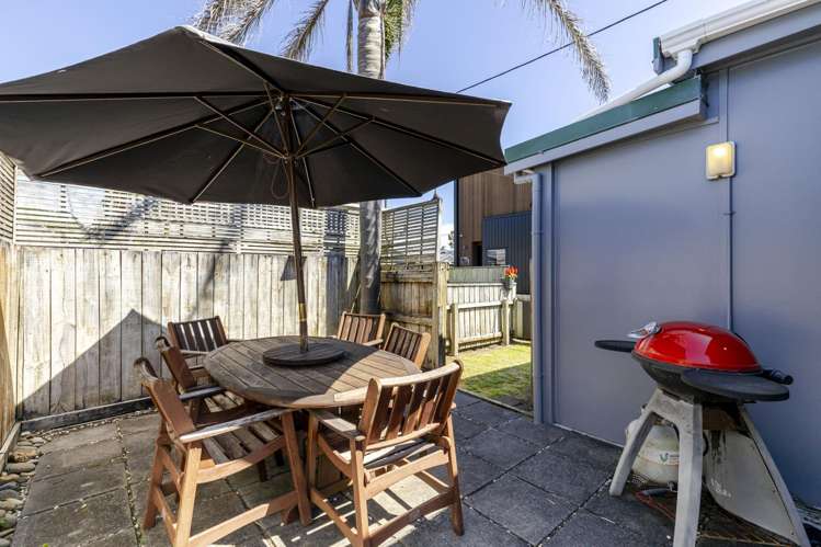 59 Fifth Avenue Urenui_7