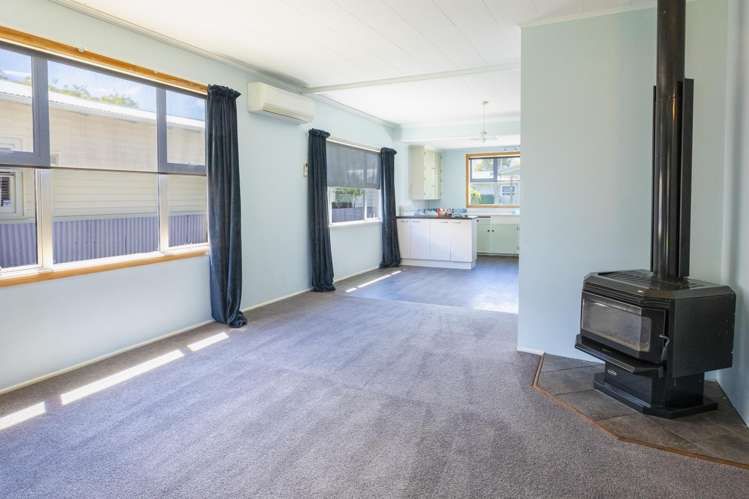 902 Dufferin Street Akina_3