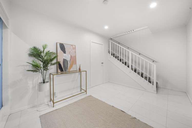 53 Cyclarama Crescent Massey_12