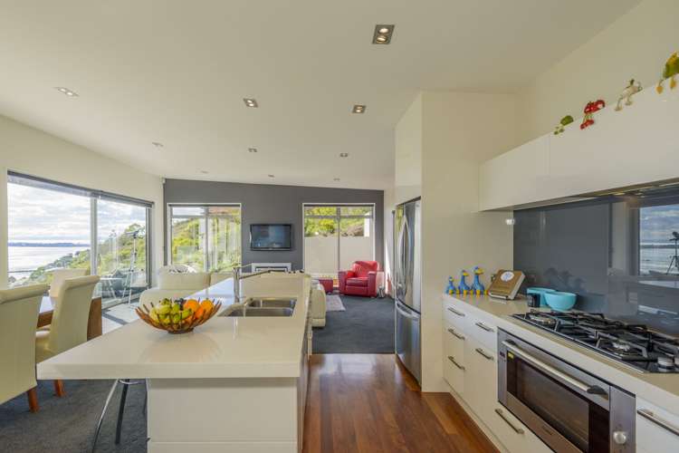 8 Saint Remy Lane Redcliffs_9