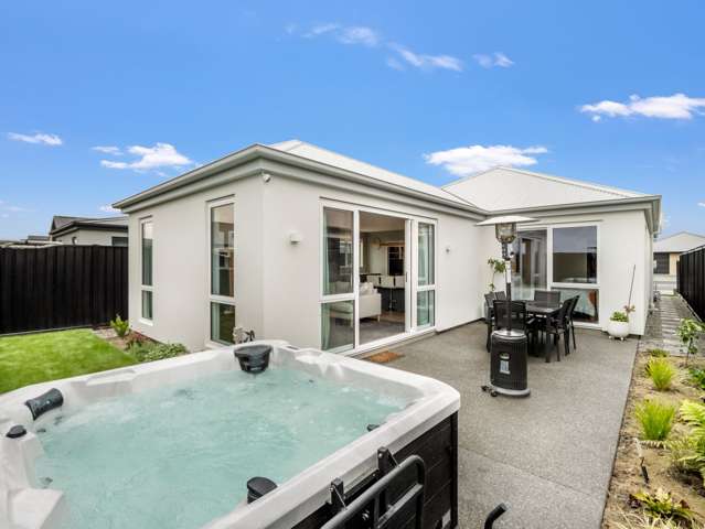 Vendors Heading Overseas – Sell Now