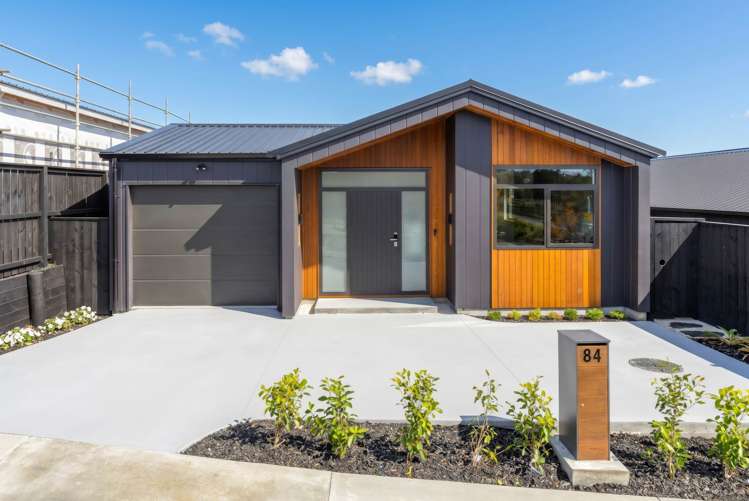 84 Huanui Drive_1