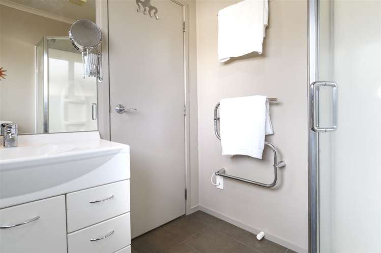 6 Tomika Crescent Papamoa_12