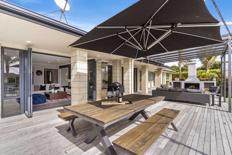 81 Whitford Park Road Whitford_54