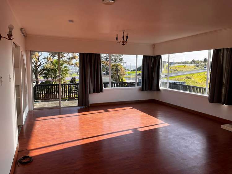 2109 East Coast Road Silverdale_3