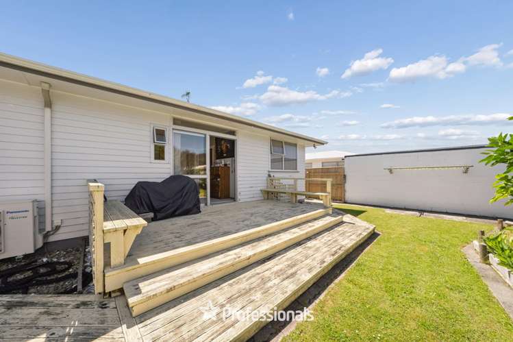 15 Wetherby Grove Wainuiomata_15