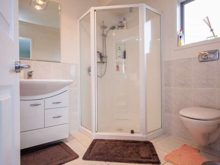 25 Montrose Place Highlands Park_22