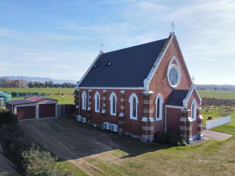 1686 Waimate Highway Makikihi_2