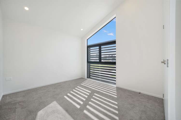8 Stableford Crescent Opaheke_7