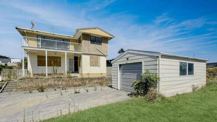 2 Ocean Beach Street Foxton Beach_3