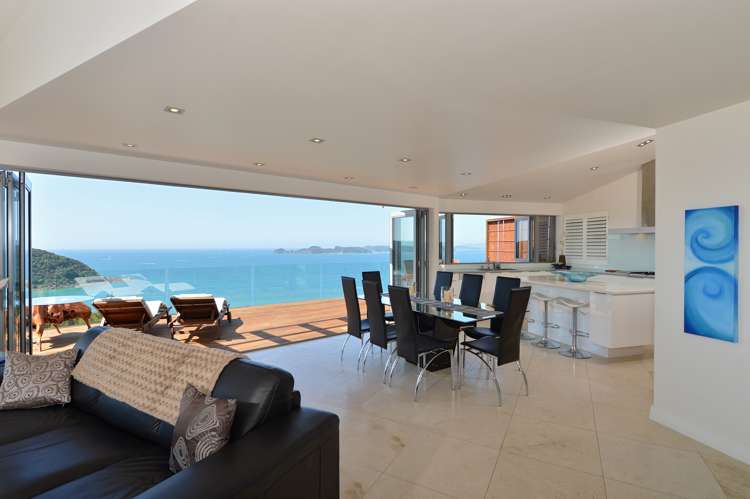 37 Russell Heights Russell_8